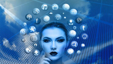 10 steps to get your Startup through the world of Social Media